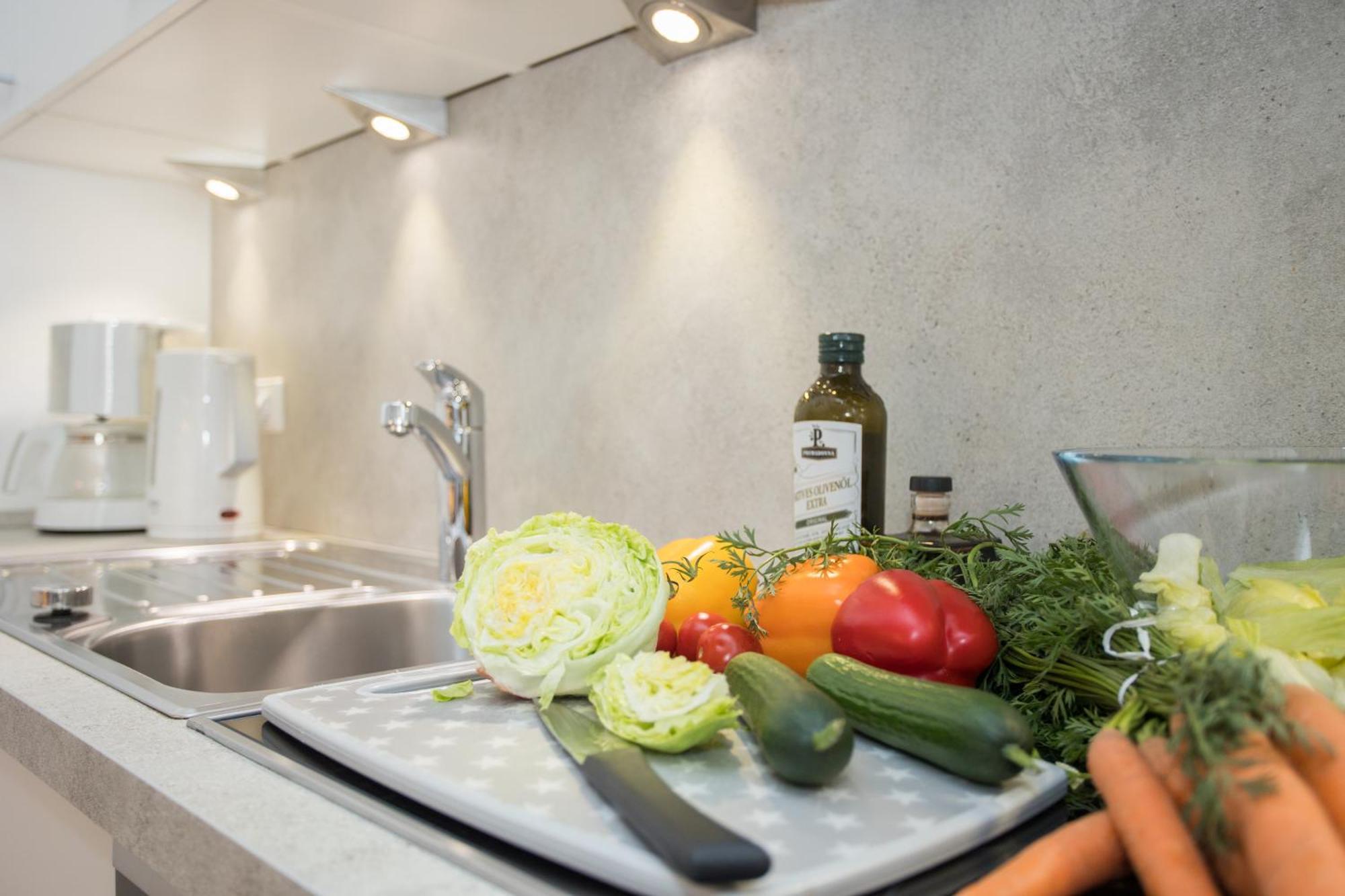 Apartment The Deluxe: Ski-to-market Luxury With Garden Winterberg