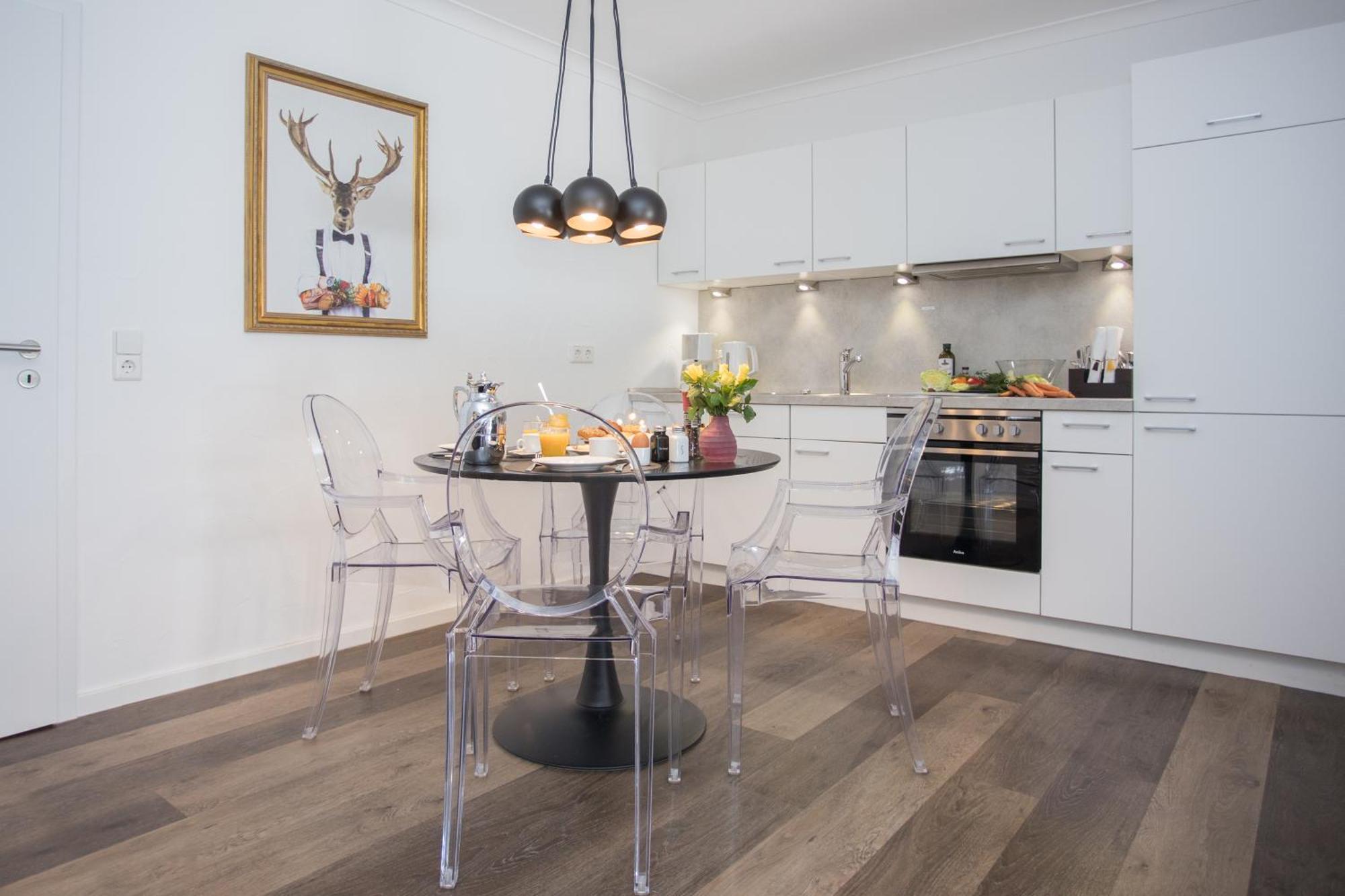 The Deluxe - Exklusive Ausstattung, Bestlage Zwischen Skikarussell Und Marktplatz, Eigener Garten, Ski- Und Fahrradraum, Ruhige Suedausrichtung, Wlan, Hundefreundlich * Winterberg